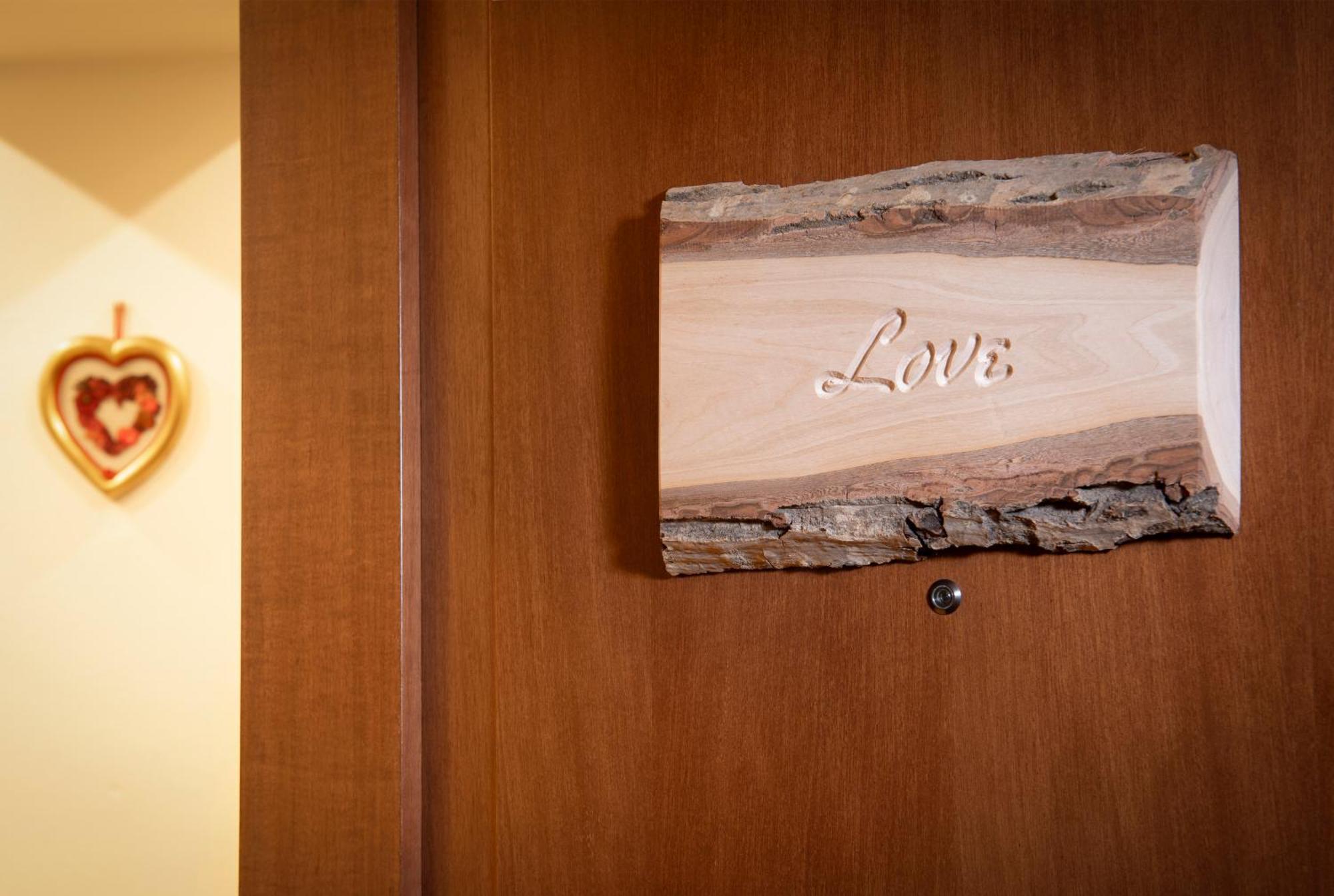 Bed&Breakfast Tiffany Domodossola Exterior foto