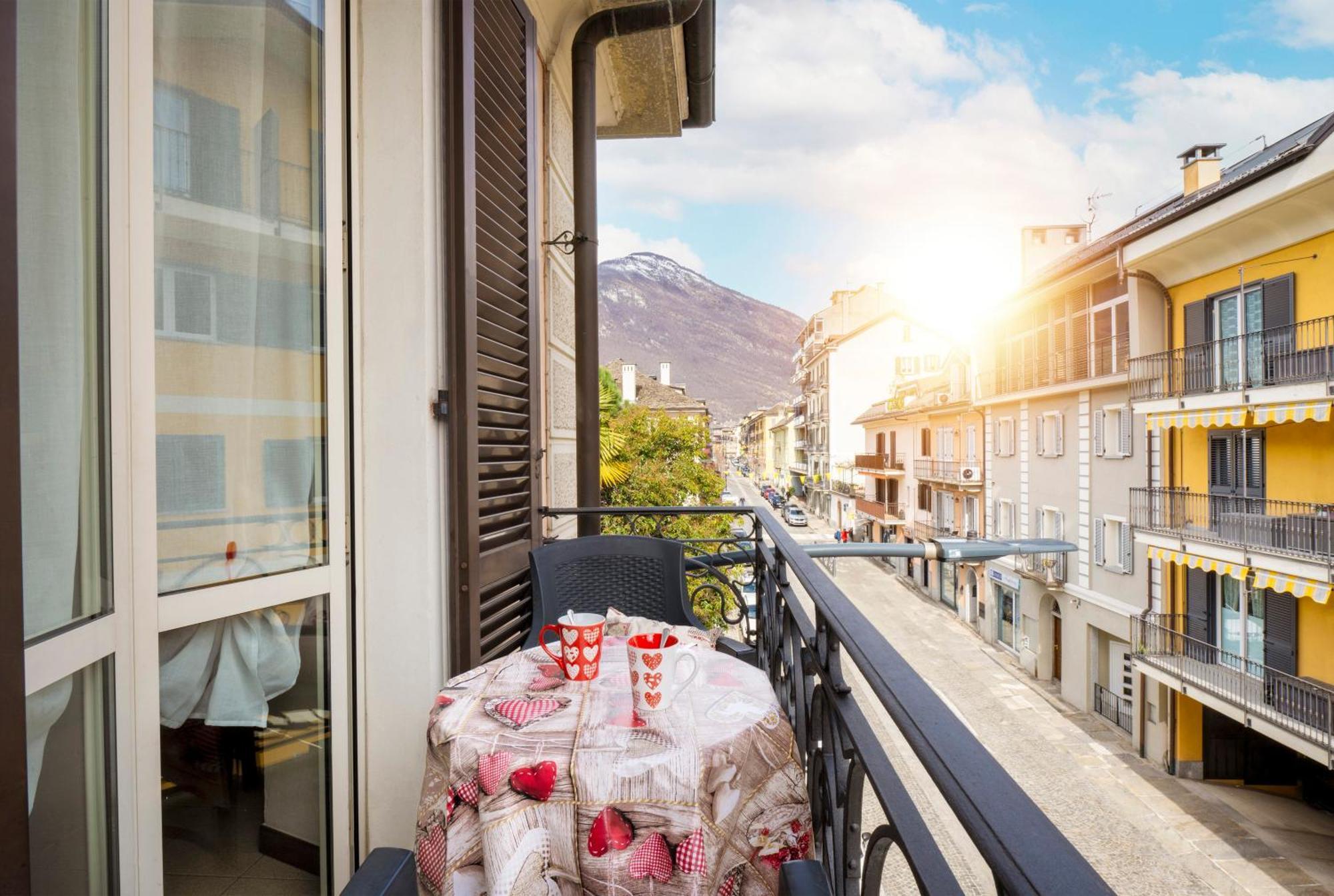 Bed&Breakfast Tiffany Domodossola Exterior foto